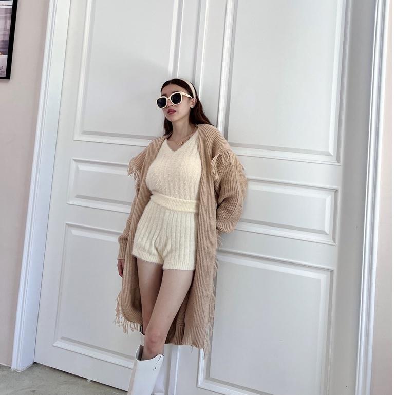 【DOE.FF】韓國貂毛針織2件套｜現貨｜水貂毛 水貂毛套裝 套裝女 v領毛衣 水貂毛短褲 水貂毛上衣 針織毛衣 毛衣女-細節圖8