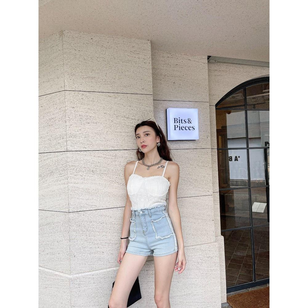 【DOE.FF】鬚邊包臀牛仔短褲 (現貨) 牛仔短褲 短褲女 高腰短褲 闊腿褲 顯瘦短褲 A字短褲 包臀短褲 合身短褲-細節圖4