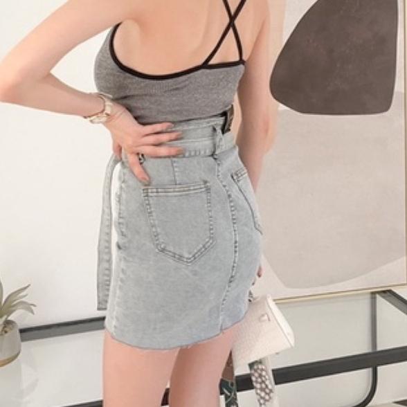 【DOE.FF】造型丹寧高腰牛仔短裙 (現貨) 牛仔裙 牛仔短裙 高腰短裙 裙子 短裙 顯瘦短裙 褲裙 女裝 辣妹風-細節圖4