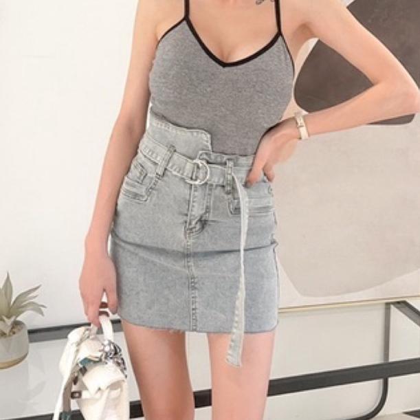 【DOE.FF】造型丹寧高腰牛仔短裙 (現貨) 牛仔裙 牛仔短裙 高腰短裙 裙子 短裙 顯瘦短裙 褲裙 女裝 辣妹風-細節圖5