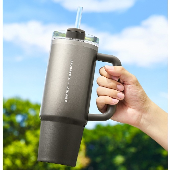【FLOWER_KOREA韓國代購】韓國星巴克限定-starbucks 史丹利聯名款 吸管杯 冰壩杯 887ML金屬灰-細節圖2