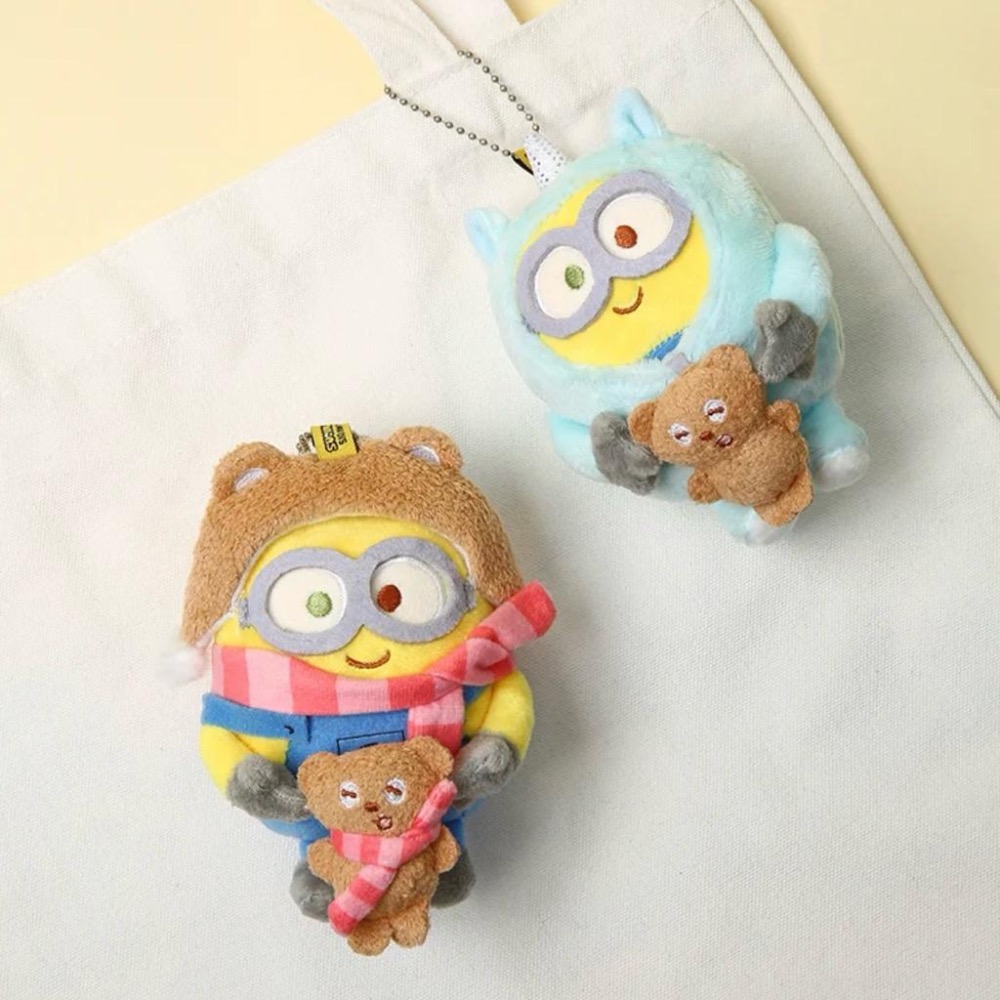 【熊盒子】正版授權🔖 小小兵 小黃人 BOB TIM 冬天系列 毛絨娃娃 掛件 公仔 睡衣款 圍巾款 吊飾-細節圖2