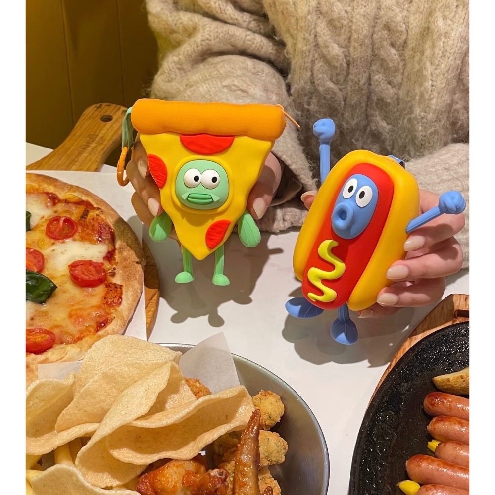 【熊盒子】正版授權🔖海綿寶寶 比奇堡居民 熱狗魚🌭 披薩魚🍕迷你收納包 耳機收納包 零錢收納包 包包 吊飾-細節圖9