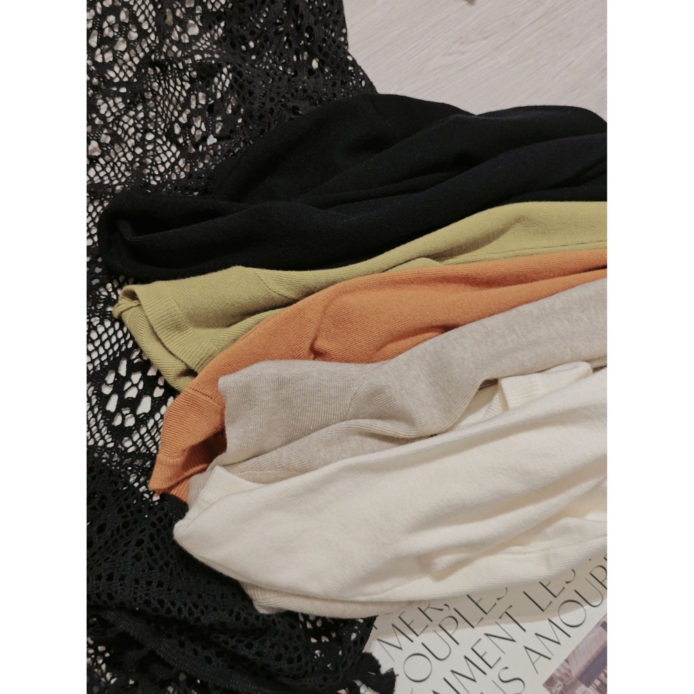 左左家#946 羊絨圓領針織衫(橘)-細節圖3