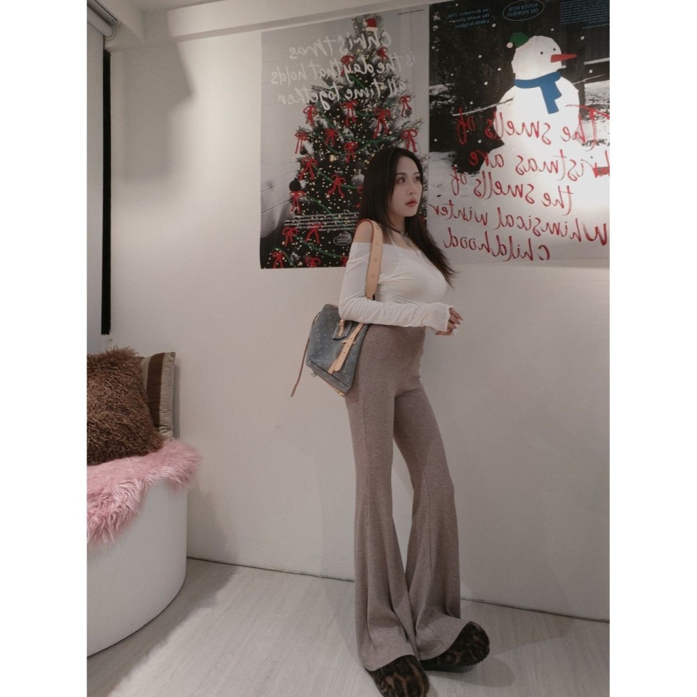 左左家#2506 獨家原創-沒有逼逼線的羊絨喇叭褲(紅/燕麥)-細節圖6