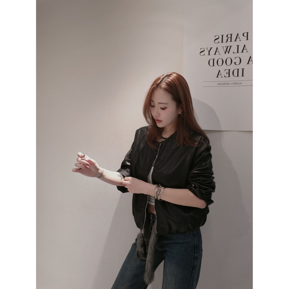 左左家#25208 圓領棒球皮外套-細節圖2