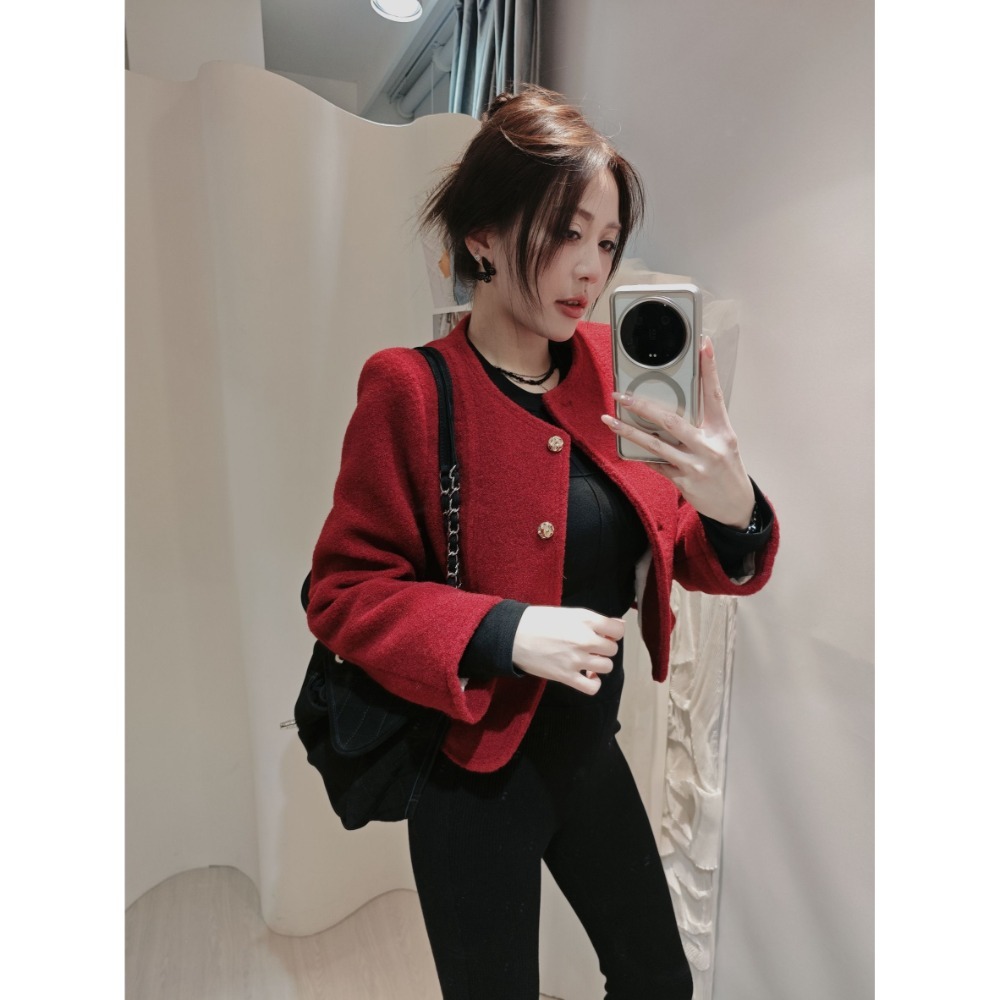 左左家#9916 兔絨香風外套-規格圖7