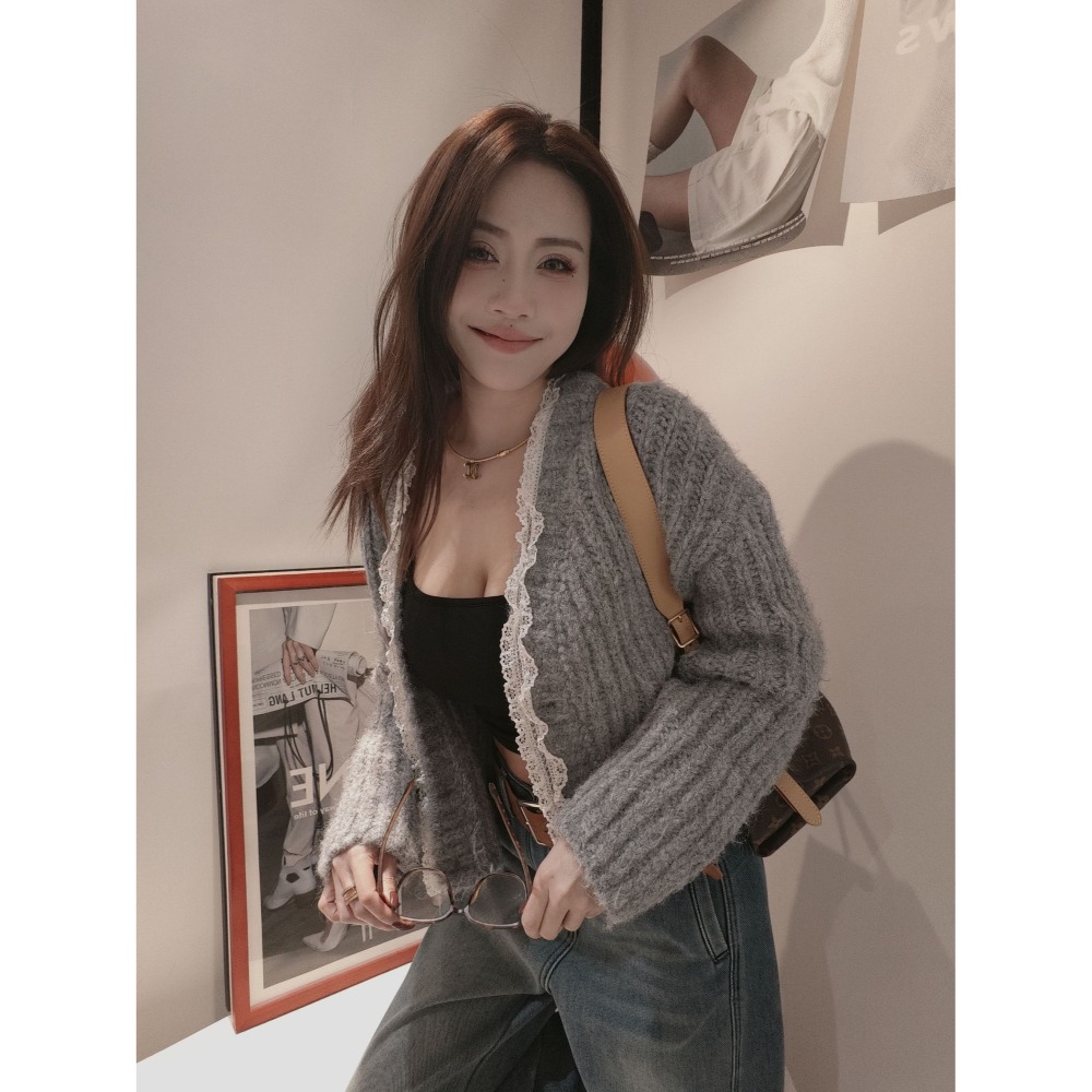 左左家#66053 布蕾絲條絨罩衫外套-細節圖2