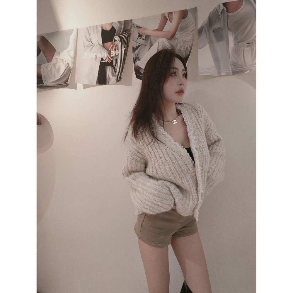 左左家#66053 布蕾絲條絨罩衫外套-細節圖5