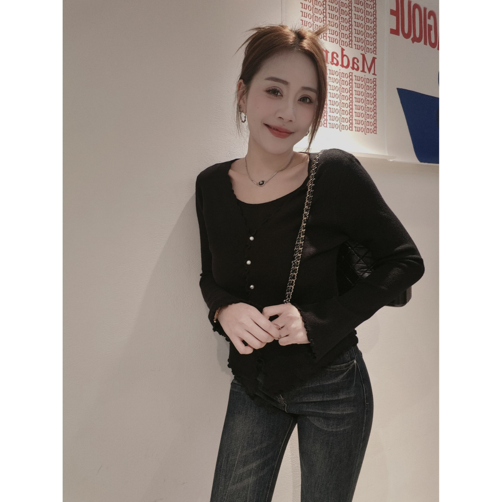 左左家#830 花邊假兩件針織衫 非常方便又超有氣質 推~-細節圖4