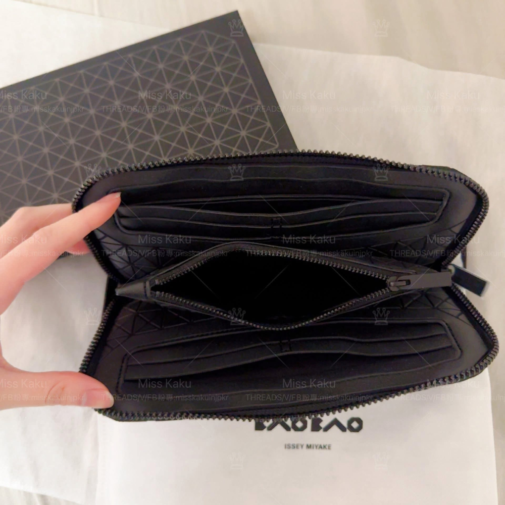 [現貨] 🖤全新三宅一生 BAOBAO ISSEY MIYAKE ㄇ字拉鍊長夾｜多卡長夾 AG351 🔜 快速出貨-細節圖6