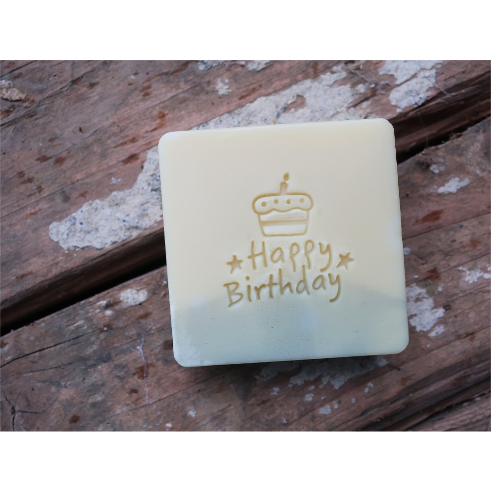 【皂章A103】生日快樂！happy birthday！ (預購) 祝福皂章 壓克力 生日皂章-細節圖2