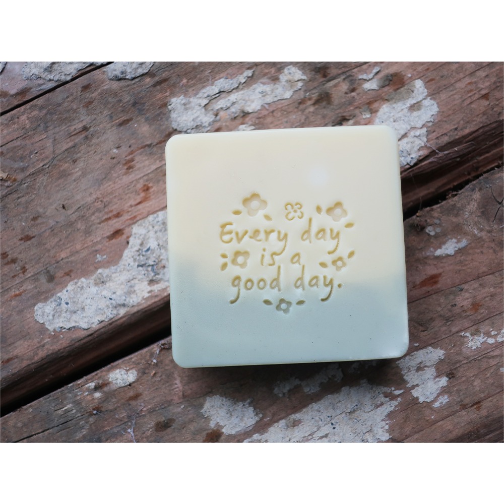 【皂章A104】日日是好日 (預購) every day is a good day. 壓克力 手工皂章-細節圖2