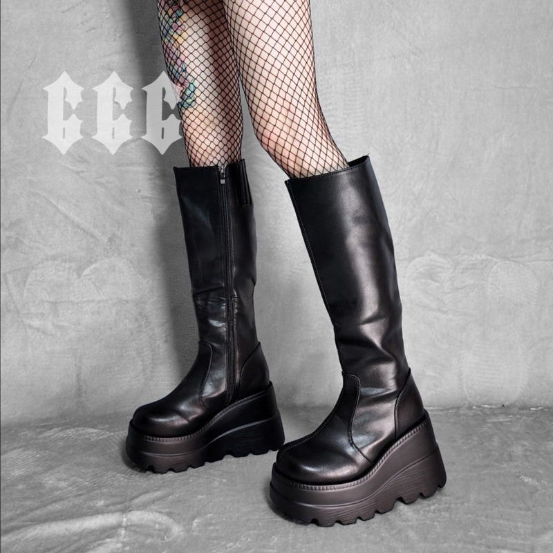 666 SHOP 「台灣現貨」歐美大碼35-43厚底側拉鍊鬆糕厚底靴朋克龐克暗黑褲帥硬妹辣妹鞋靴-規格圖9