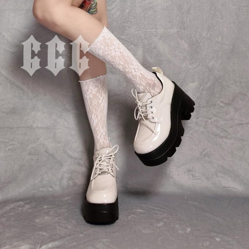 666 SHOP 「台灣現貨」35-40碼9.5cm歐美亮皮黑色白色厚底個性小眾厚底鞋增高鞋坡跟大碼鬆糕鞋-細節圖4