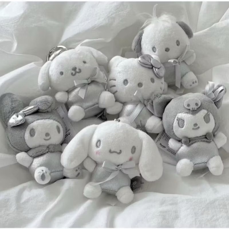 三麗鷗 韓國🇰🇷限定 金色/銀色愛心8cm吊飾 凱蒂貓 帕恰狗 酷洛米 美樂蒂 布丁狗 大耳狗 現貨🔥-規格圖6