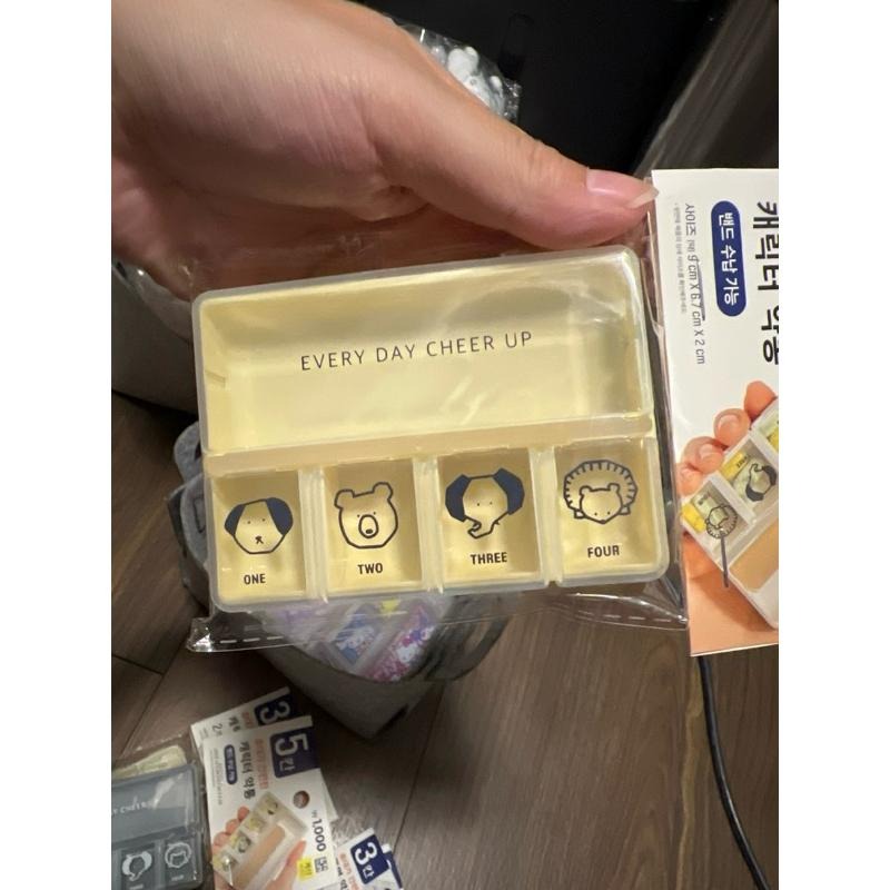 韓國🇰🇷大創三格/四格/五格 收納盒 藥盒 玩具總動員-細節圖5