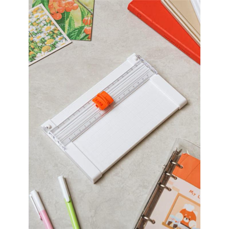 韓國🇰🇷大創 紙張切割器A5/A6 簡易版滑軌 可愛裁刀-細節圖3