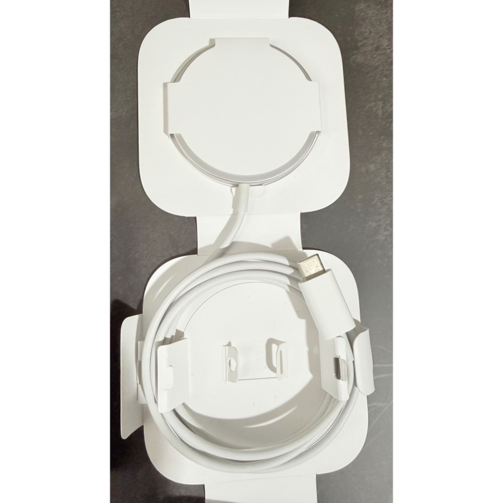 APPLE 原廠 MagSafe Charger 無線充電器 磁吸 充電/愛思Qi- PO3超薄10W 快充-細節圖3