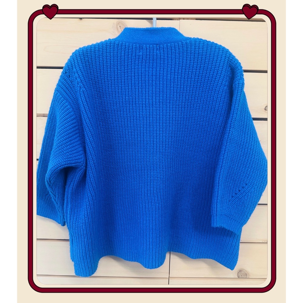 MAC MIOCO 米歐卡 童裝 女童 外套 罩衫 藍色 落肩 時尚 保暖 V領 前釦式 二手-細節圖2