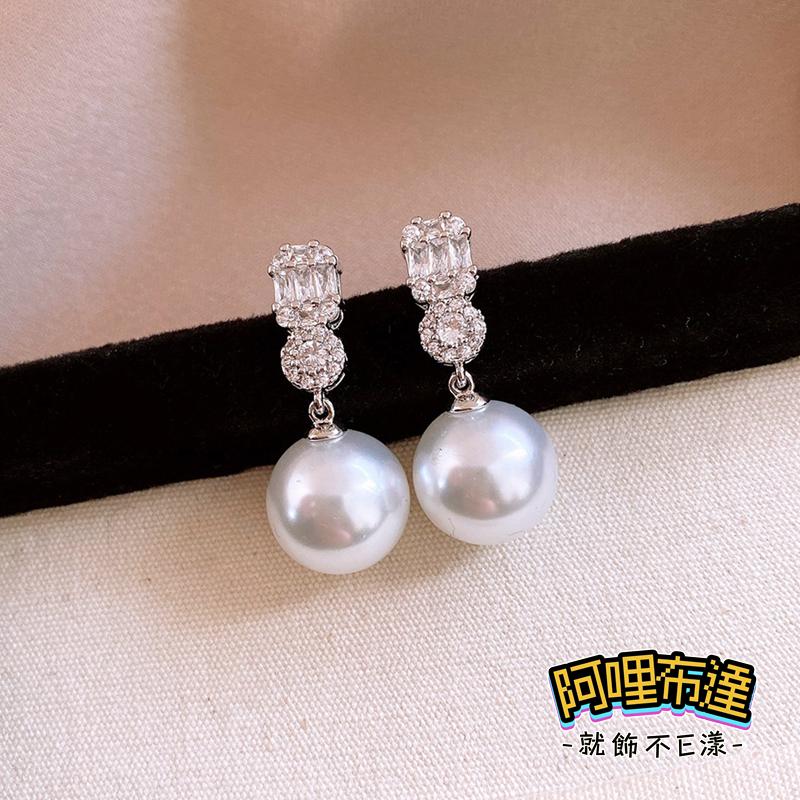 【阿哩布達】👉【耳環】台灣現貨 快速出貨 銀耳針 精緻水鑽鋯石珍珠吊墜耳針 螺旋耳夾 三角耳夾 新娘秘書 新娘飾品-細節圖3