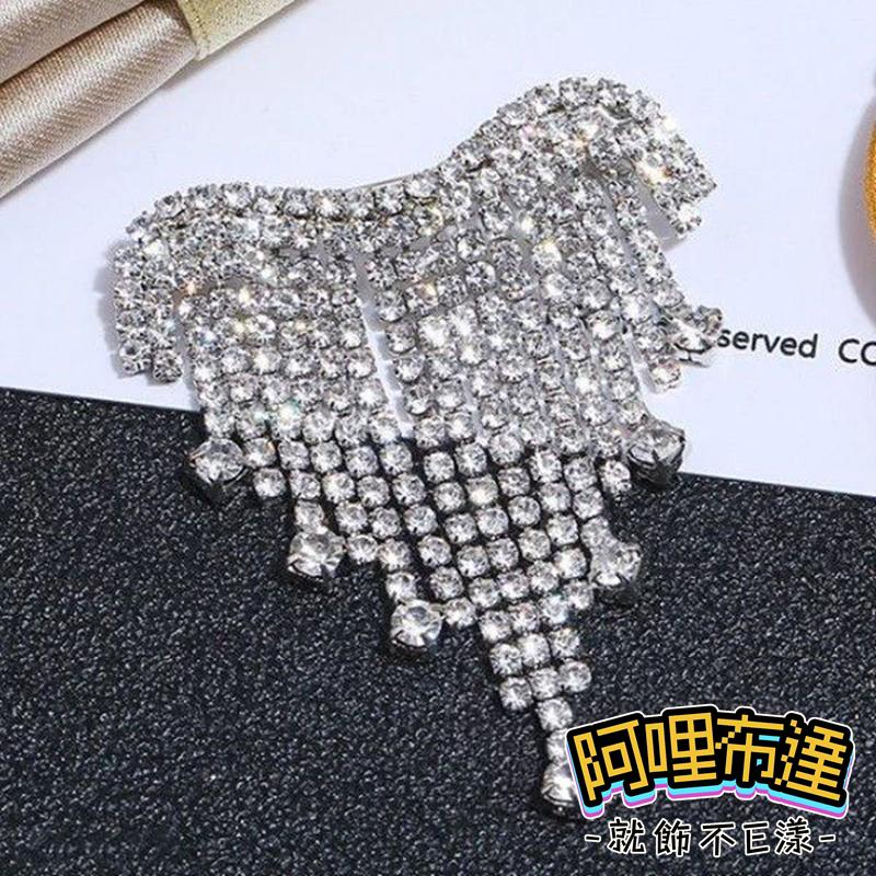 【阿哩布達】👉【胸針】台灣現貨 快速出貨BR09 時尚精緻 水鑽愛心桃心流蘇別針 胸針 GD 兩色可選 新娘飾品 新秘-細節圖2