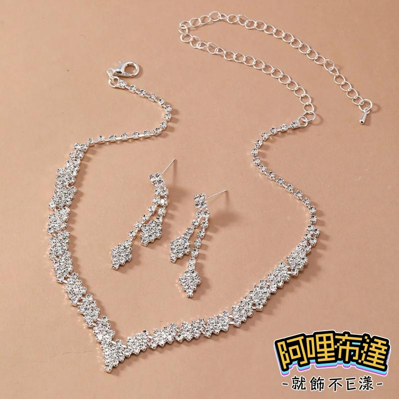 【阿哩布達】👉【套鍊組】台灣現貨 快速出貨TL34 美麗新娘 簡約水鑽V形項鍊耳針套組 耳夾套組 二件組 新娘項鍊-細節圖4