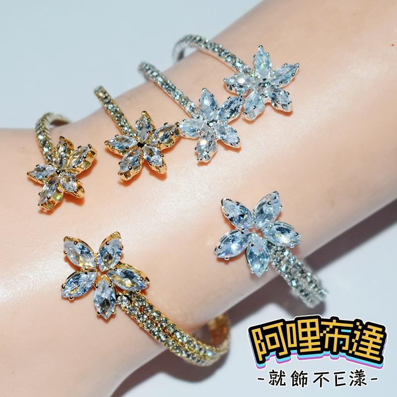 【阿哩布達】👉【手鍊】台灣現貨 快速出貨Z26 精緻高雅 水鑽花朵多層次寛版手環 兩色可選 新娘飾品 肚皮舞 舞孃-細節圖7