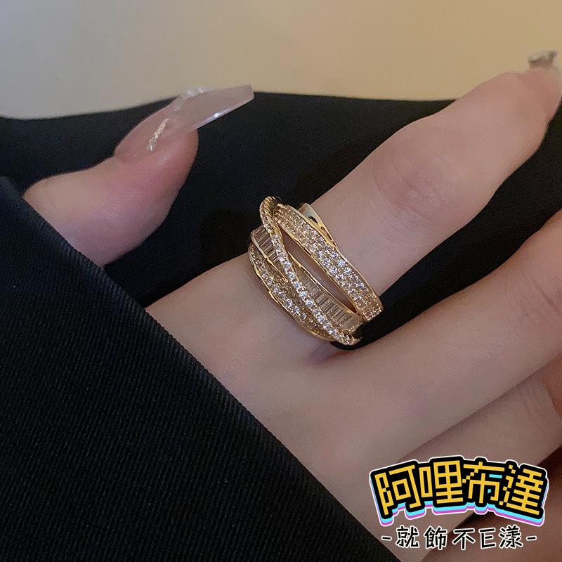 【阿哩布達】👉【戒指】台灣現貨 快速出貨JZ28 華麗精緻 金色水鑽鋯石交叉戒指 開口戒 新娘秘書 新娘飾品 party-細節圖2