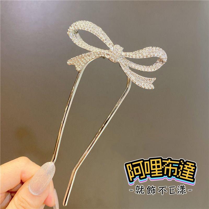 【阿哩布達】👉【髮飾】台灣現貨 快速出貨T10 高雅氣質 金屬水鑽蝴蝶結髮簪 髮釵 髮插 金銀兩色可選 宴會 晚會 新秘-細節圖4