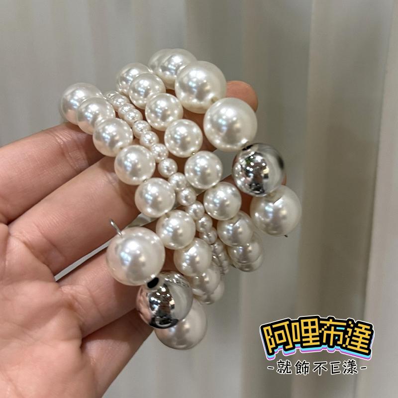 【阿哩布達】👉【手鍊】台灣現貨 快速出貨SH102 時尚簡約 精緻多層次造型珍珠纏繞開口手環 新娘飾品 新娘秘書 約會-細節圖3