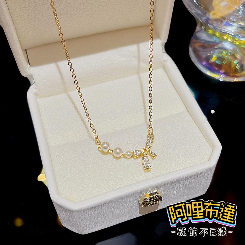 【阿哩布達】👉【項鍊】台灣現貨 快速出貨SL138 精緻小巧 水鑽蝴蝶結珍珠拼接項鍊 鎖骨鍊 頸鍊 短項鍊 新娘秘書-細節圖4