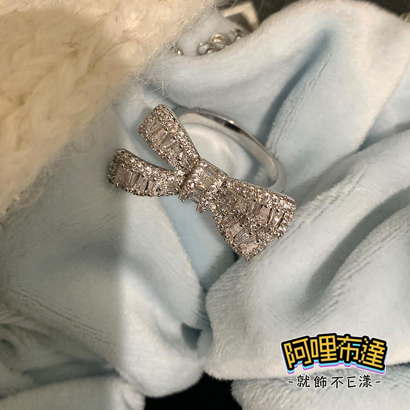 【阿哩布達】👉【戒指】台灣現貨 快速出貨JZ12 精緻璀璨 立體水鑽蝴蝶結開口戒指 開口戒 新娘秘書 新娘 夜店 宴會-細節圖5