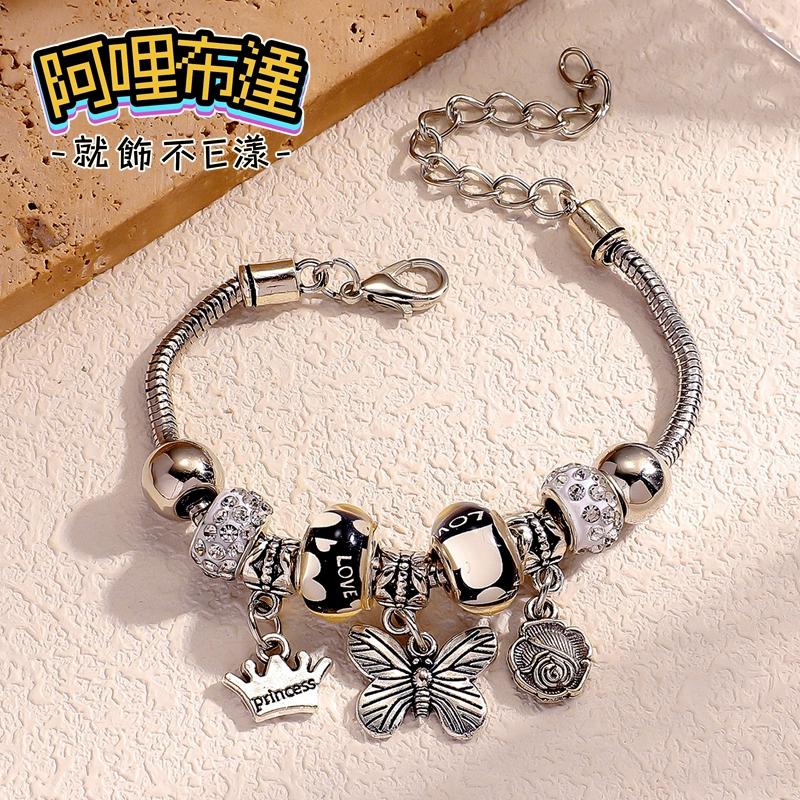 【阿哩布達】👉【手鍊】台灣現貨 快速出貨SH106 精緻手作 玻璃珠花朵蝴蝶皇冠水鑽球潘多拉串珠手鍊 新秘 新娘飾品-細節圖2