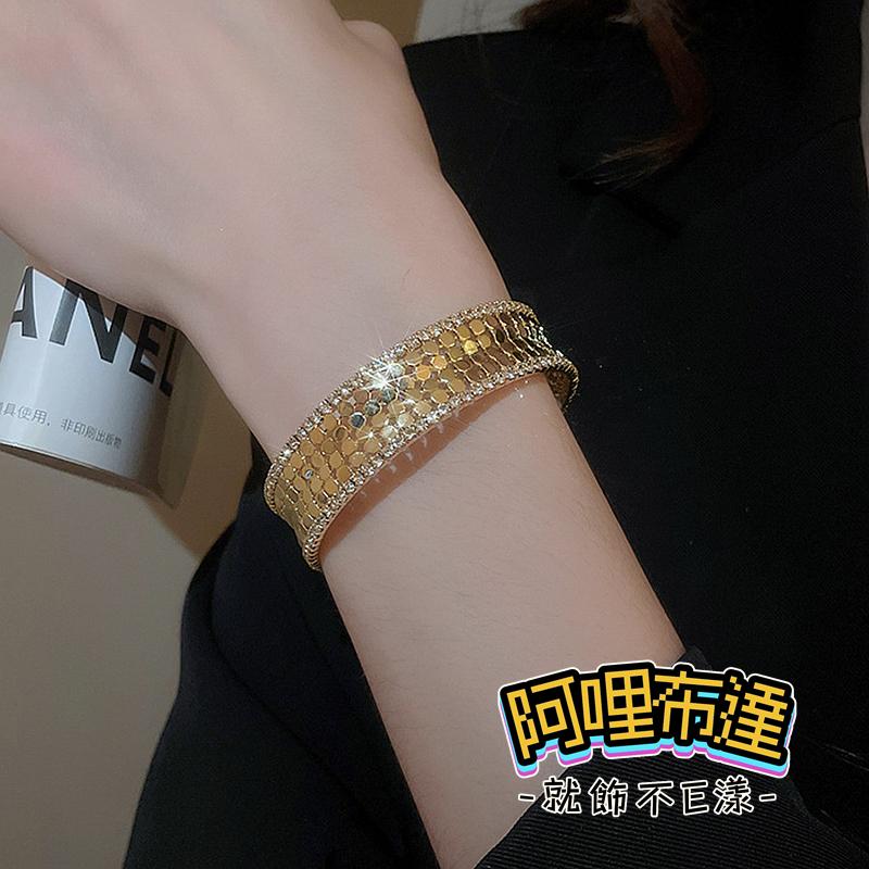 【阿哩布達】👉【手鍊】台灣現貨 快速出貨SH113 精緻鑲鑽亮片寬版開口手環 兩色可選 宴會 晚會 約會 新娘飾品-細節圖6