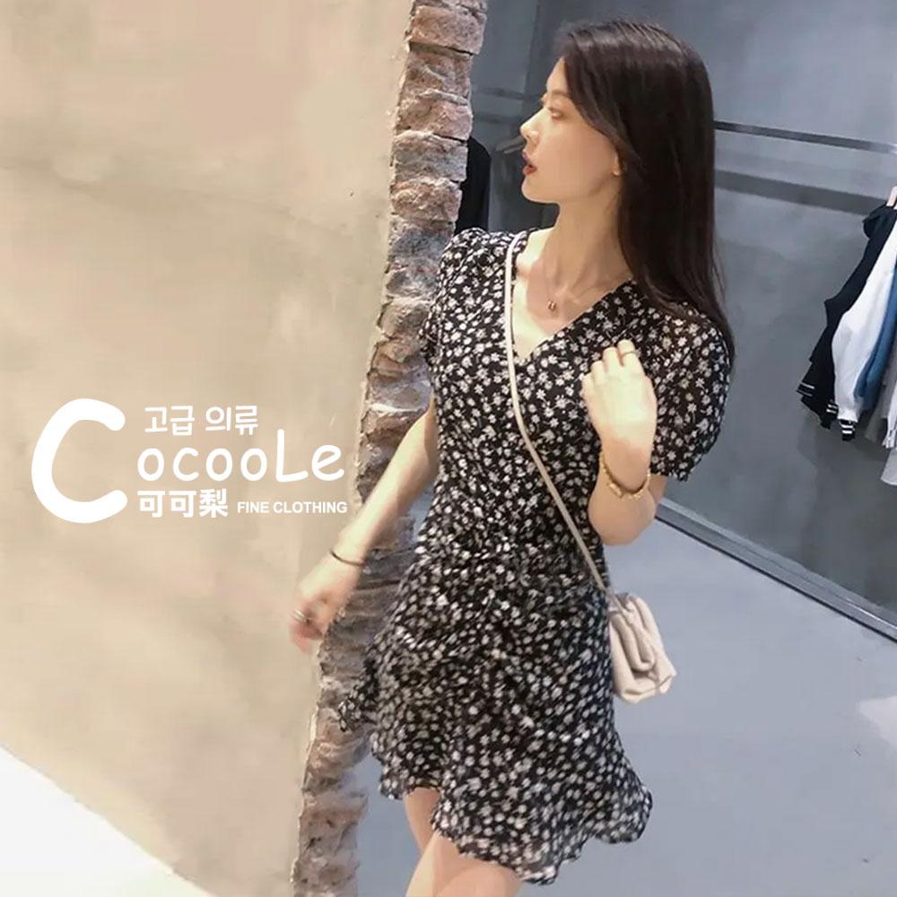 韓版🇰🇷浪漫氛圍夏季新款復古小清新法式赫本泡泡袖V領收腰A字碎花洋裝 夏季洋裝 氣質洋裝 法式洋裝 碎花洋裝 A字洋裝-細節圖3