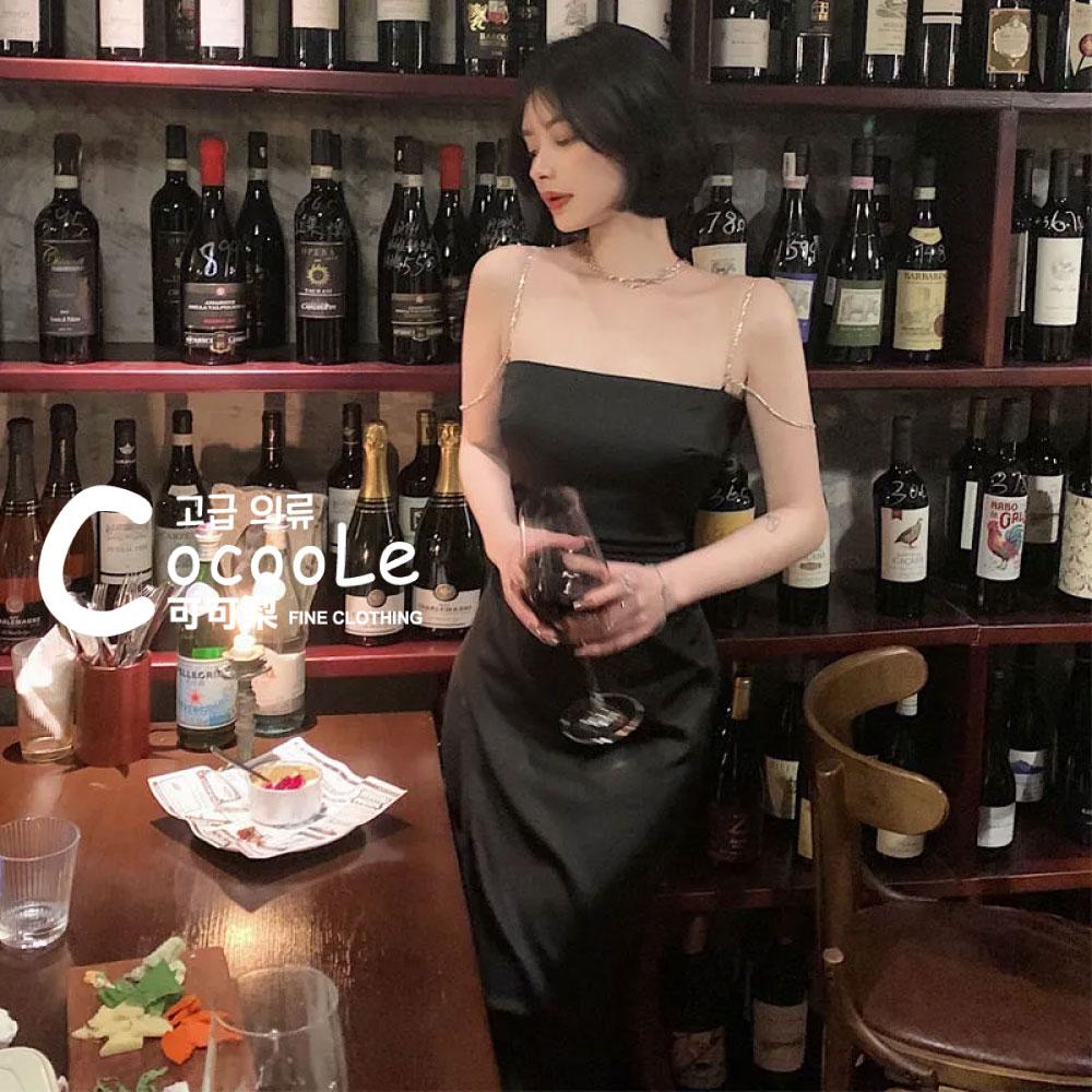 韓版🇰🇷慵懶氛圍法式浪漫水鑽雙肩帶(可拆)抓褶收腰洋裝 春季洋裝 法式洋裝 水鑽洋裝 收腰洋裝 婚宴洋裝 伴娘服 小禮服-細節圖3