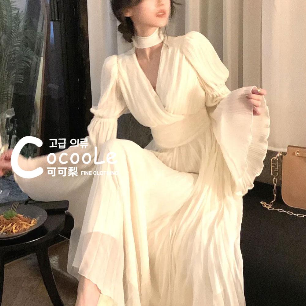 韓版浪漫氛圍春季新款氣質維納斯深V百褶收腰雪紡洋裝 春季洋裝 V領洋裝 百褶洋裝 雪紡洋裝 氣質洋裝 收腰洋裝 婚宴洋裝-細節圖4