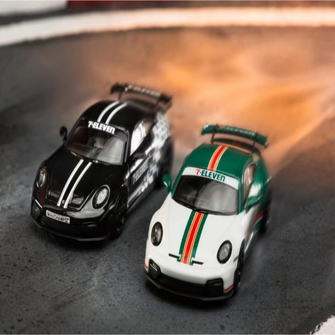 7-11 超商聯名款 Porsche 911 (992.2) GT3-2026德國MINICHAMPS精選工藝7-11-細節圖2