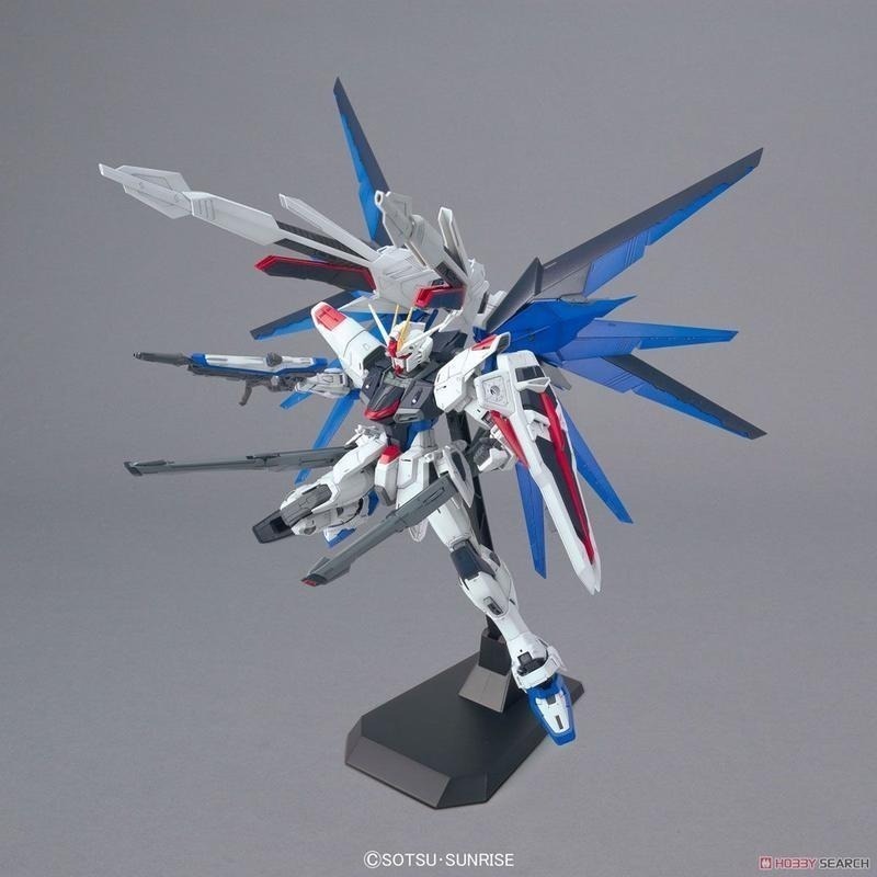 [BANDAI正品] MG 1/100 SEED 自由鋼彈 2.0 FREEDOM GUNDAM Ver.2.0-細節圖4