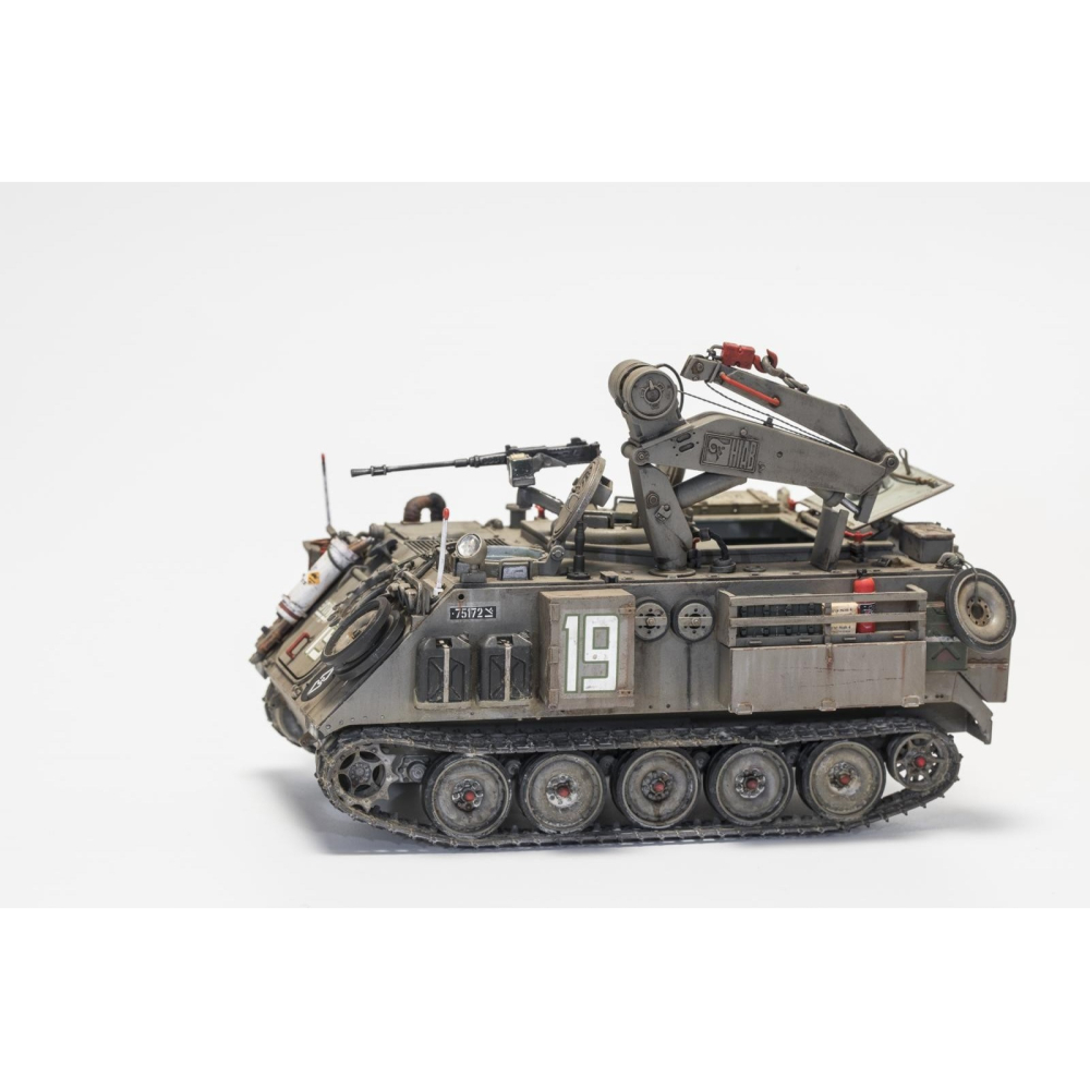 ACADEMY 愛德美 1/35 M113 Fitter ARV 裝甲運兵車-細節圖6
