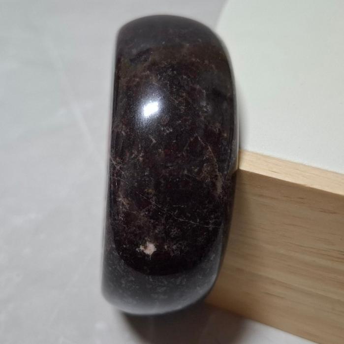 【三寶坊】薔薇手鐲 62圈口 薔薇輝手鐲 玫瑰石 寬鐲 手鐲大圈口 N451-細節圖3