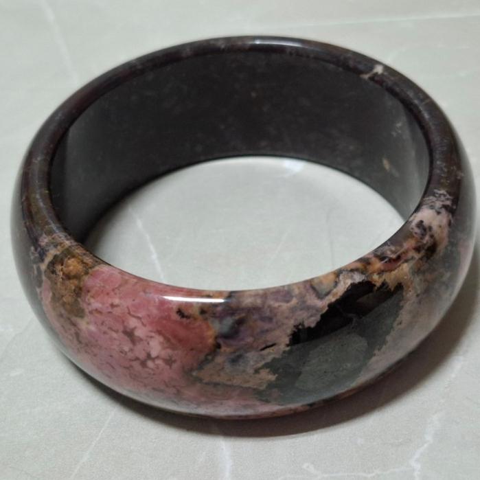 【三寶坊】薔薇手鐲 62圈口 薔薇輝手鐲 玫瑰石 寬鐲 手鐲大圈口 N451-細節圖5