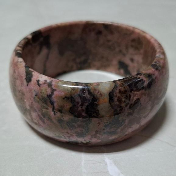 【三寶坊】薔薇手鐲 62圈口 薔薇輝手鐲 玫瑰石 寬鐲 輪胎鐲 手鐲大圈口 N442-細節圖6