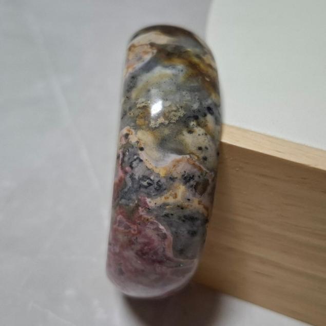 【三寶坊】薔薇手鐲 57圈口 薔薇輝手鐲 玫瑰石 寬鐲 手鐲小圈口 N439-細節圖2