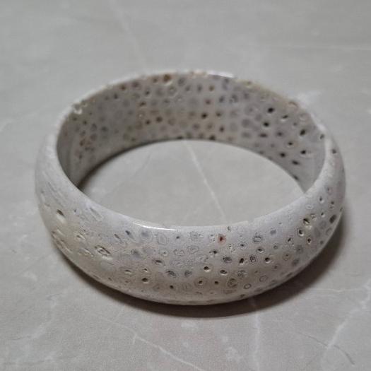 【三寶坊】天然珊瑚玉手鐲 62圈口 晶洞 寬鐲 手鐲大圈口 N432-細節圖6