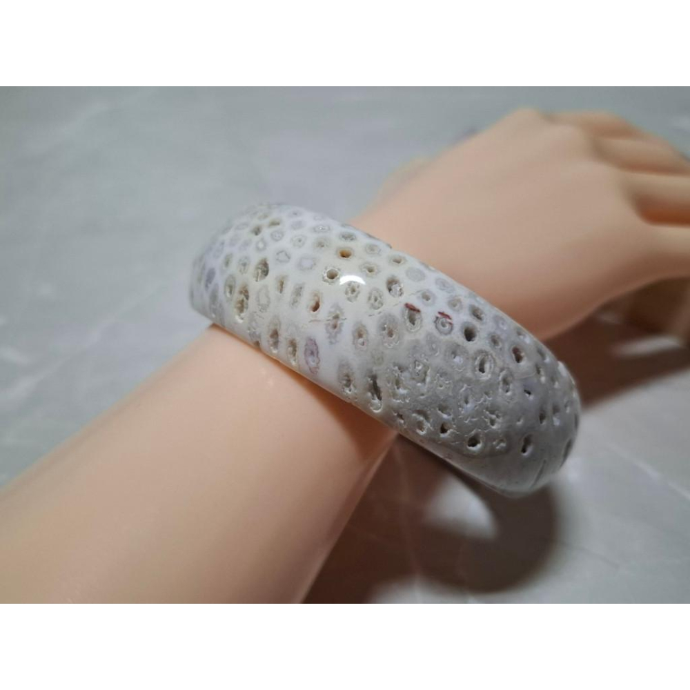 【三寶坊】天然珊瑚玉手鐲 62圈口 晶洞 寬鐲 手鐲大圈口 N432-細節圖7