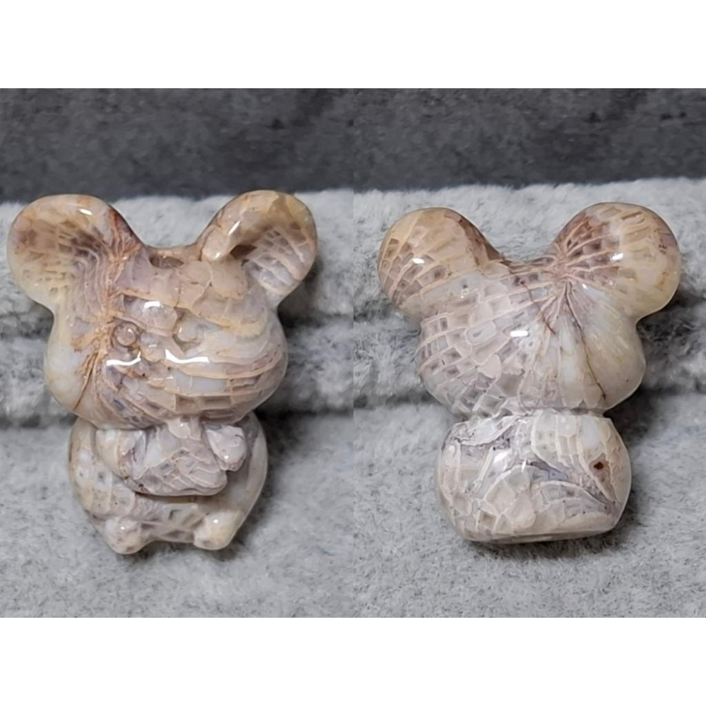 【三寶坊】珊瑚玉 老鼠 萌寵 滿花精品料 通孔小件 雕刻件 手作DIY材料 水晶 串珠 配件 吊墜-細節圖4