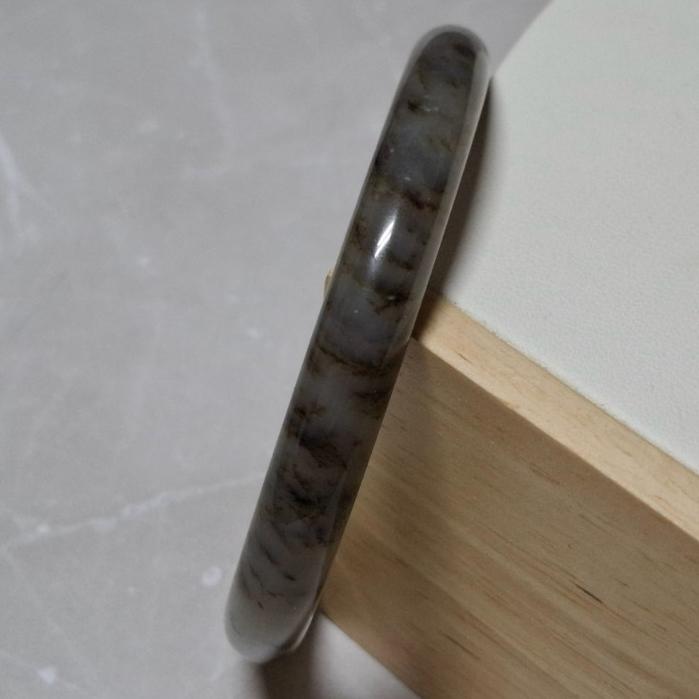 【三寶坊】天然和田玉手鐲 58圈口 草花和田玉 圓條 草花手鐲大圈口 N534-細節圖6