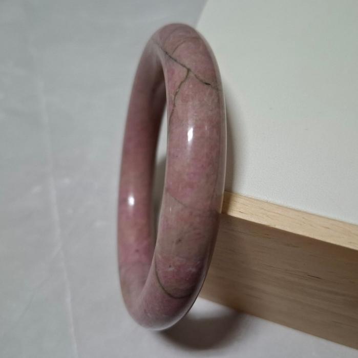 【三寶坊】天然薔薇手鐲 62圈口 薔薇輝手鐲 玫瑰石 胖圓條 手鐲大圈口 N456-細節圖5